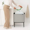 Cos de gunoi Brabantia Bo Touch 1010451, 36 L, Deschidere lina si silentioasa, Deschidere larga, Gri deschis