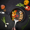 Használt: Tefal G2550572 serpenyő, 26 cm, Thermo-Spot, X6 tapadásmentes titánbevonat, indukciós, fekete