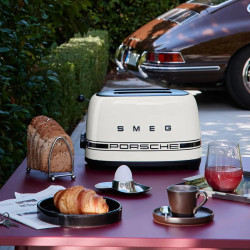 Prajitor de paine SMEG 50's Style Porsche TSF01PCWEU, 950 W, 2 felii, 6 trepte, Tava pentru firimituri, Cablu integrat, Otel inoxidabil, Alb