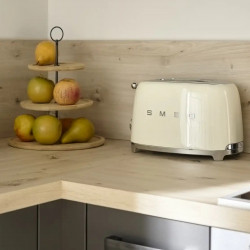 Τοστιέρα SMEG 50's Style TSF01CREU, 950 W, 2 φέτες, 6 επίπεδα, Δοχείο για ψίχουλα, Ενσωματωμένο καλώδιο, Ανοξείδωτο ατσάλι, Κρεμ