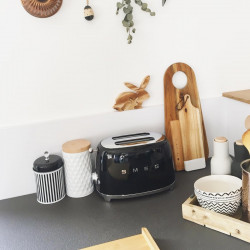 Тостер за хляб SMEG 50's Style TSF01BLEU, 950W, 2 филии, 6 нива, Тавичка за трохи, Вграден кабел, Неръждаема стомана, Черен