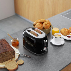 Тостер за хляб SMEG 50's Style TSF01BLEU, 950W, 2 филии, 6 нива, Тавичка за трохи, Вграден кабел, Неръждаема стомана, Черен