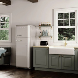 Тостер за хляб SMEG 50's Style TSF01BLEU, 950W, 2 филии, 6 нива, Тавичка за трохи, Вграден кабел, Неръждаема стомана, Черен
