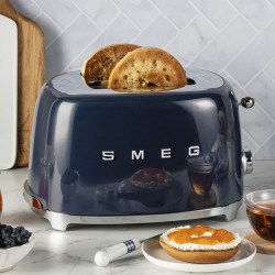 Тостер за хляб SMEG 50's Style TSF01NBEU, 950W, 2 филии, 6 нива, Тавичка за трохи, Вграден кабел, Неръждаема стомана, Тъмносин