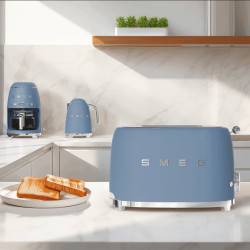 Τοστιέρα SMEG 50's Style TSF01SBMEU, 950 W, 2 φέτες, 6 επίπεδα, Δίσκος για ψίχουλα, Ενσωματωμένο καλώδιο, Ανοξείδωτο ατσάλι, Μπλε θύελλας