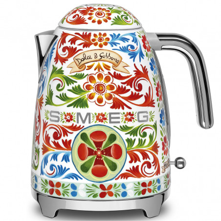 SMEG Dolce & Gabbana KLF03DGEU elektromos vízforraló, 2400 W, 1,7 l, 360°-os talp, fényes bevonat, többszínű