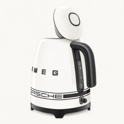 SMEG Porsche KLF03PCWEU elektromos vízforraló, 2400 W, 1,7 l, 360°-os talp, fényes felület, fehér