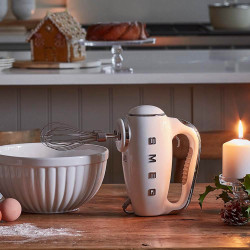SMEG 50's Style HMF01CREU Hand Mixer, 250W, 9 speeds, Turbo, Hidden LED display, Timer, Accessories, Cream