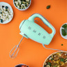 Χειροκίνητο μίξερ SMEG 50's Style HMF01PGEU, 250 W, 9 ταχύτητες, λειτουργία Turbo, κρυφή οθόνη LED, χρονοδιακόπτης, εξαρτήματα, πράσινο