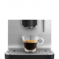 Espressor SMEG Collezione BCC12BLMEU, 1350 W, 19 bar, 1,4 l, 8 functii, Rasnita incorporata, Spumare lapte, Negru