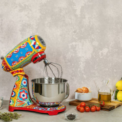 SMEG Dolce & Gabbana SMF03DGEU Stand Mixer, 800 W, 4.8 L, 10 speeds, Soft-start function, Non-slip feet, Multicolor