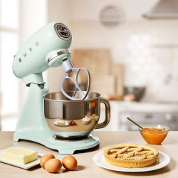 Μίξερ SMEG SMF03PGEU, 800 W, 4,8 λίτρα, 10 ταχύτητες, Λειτουργία ομαλής εκκίνησης, Αντιολισθητικά πόδια, Παστέλ πράσινο