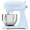 SMEG SMF03PBEU állványos keverőgép, 800 W, 4,8 l, 10 sebességfokozat, fokozatmentes indítás funkció, csúszásgátló lábak, pasztellkék