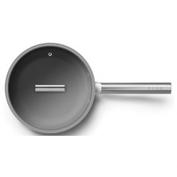 Τηγάνι με καπάκι SMEG CKFF2401RDM, 1,9 λ, Ø24 εκ., Επίστρωση τεφλόν, Έως 250 °C, Χωρίς PFAS, Για επαγωγικές εστίες, Κόκκινο