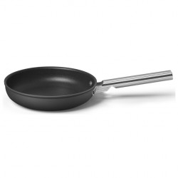 SMEG CKFF2401BLM Frying Pan with Lid, 1.9 L, Ø24 cm, Teflon Coating, Up to 250°C, PFAS-Free, Induction, Black