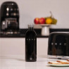 Smeg Urban WBF02BL palack, 1 l, légmentesen záródó, VRA nélkül, rozsdamentes acél, fekete