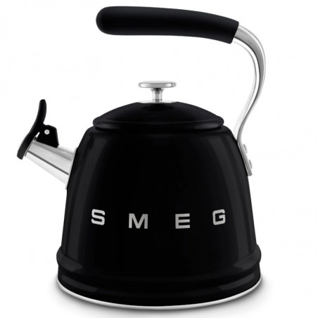 Smeg CKLW2001BL sípoló vízforraló, 2,3 l, indukciós, hőálló fogantyú, fekete