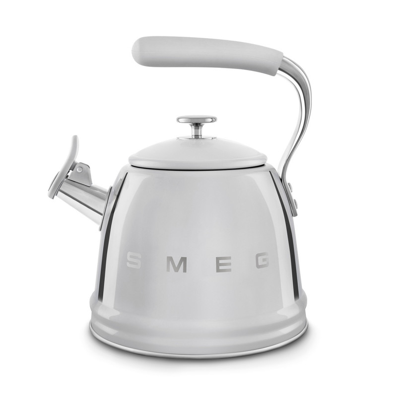 Свирещ чайник Smeg WKF01SS, 2.3 л,Индукция, Ненагряваща се дръжка, Стомана, Сребрист