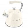 Smeg WKF01CR sípoló vízforraló, 2,3 l, indukciós, hőálló fogantyú, acél, krém színű