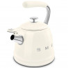 Smeg WKF01CR sípoló vízforraló, 2,3 l, indukciós, hőálló fogantyú, acél, krém színű
