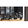 Συσκευή αφρισμού γάλακτος Smeg MFF11BLEU, 500 W, 600 ml, 8 προγράμματα, Αφαιρούμενη κανάτα, Αυτόματη απενεργοποίηση, Μαύρο