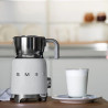 Smeg MFF11WHEU tejhabosító, 500 W, 600 ml, 8 program, kivehető kancsó, automatikus kikapcsolás, fehér