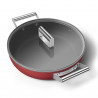 Smeg CKFD2811RDM fedeles, sekély serpenyő, 28 cm, 3,7 l, 3 rétegű tapadásmentes bevonat, sütőben 250 °C-ig használható, PFAS-mentes, indukciós főzésre alkalmas, piros