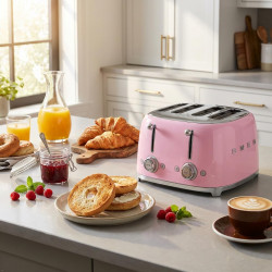Τοστιέρα SMEG 50's Style TSF03PKEU, 2000 W, 4 φέτες, 6 επίπεδα, Δίσκος για ψίχουλα, Ενσωματωμένο καλώδιο, Ανοξείδωτο ατσάλι, Ροζ