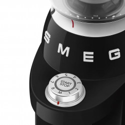 Smeg CGF03BLEU kávédaráló, 150 W, 240 g, forgó- és reteszelő rendszer, kézi üzemmód, fekete