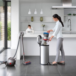 Aspirator fara sac Dyson Cinetic BigBall Absolute 2 447250-01, 700 W, 150 AW, 0,8 l, 35 cicloni, Redresare automata in caz de rasturnare, 5 accesorii, Nichel/Albastru