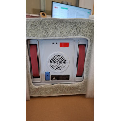 Second hand: Робот за почистване на прозорци Voltz OV51005B, 72W, всумак. мощност-3000Pa, Wi-Fi, мобилно прилож.-Tuya Smart, 4 дюзи, контейнер 100мл., Черен
