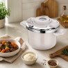Swiss Haus SH-PC6LCR nyomás alatti fazék, 6 l, 22 cm, háromrétegű szerkezet, vízszintjelző, zafír-kerámia bevonat, indukciós főzésre alkalmas, krém színű
