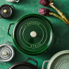 Χυτοσίδηρη κατσαρόλα Staub La Cocotte 40509-361-0, 6,7 λ, 28 εκ, -20 °C έως 260 °C, Σμάλτο, Καπάκι με αντιολισθητική επιφάνεια, Για επαγωγικές εστίες, Πράσινο