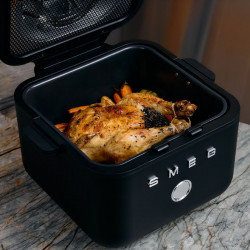 Friteuza cu aer cald Smeg Collezione AFC01WHMAU, 1450 W, 7,3 l, 40-200 °C, 7 programe, Mod dublu, Comandă tactila, Timer, LED, Alb